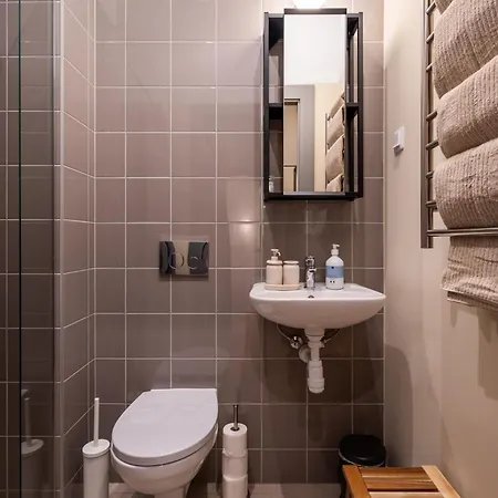 V61 Serviced Apartments By Innorental * Riga