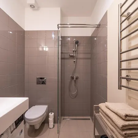 V61 Serviced Apartments By Innorental * Riga