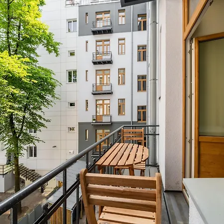 V61 Serviced Apartments By Innorental Appartamento Riga