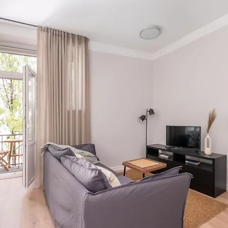V61 Serviced Apartments By Innorental *