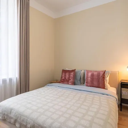 V61 Serviced Apartments By Innorental * Riga