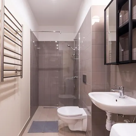 V61 Serviced Apartments By Innorental Appartamento Riga