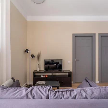 Appartamento V61 Serviced Apartments By Innorental